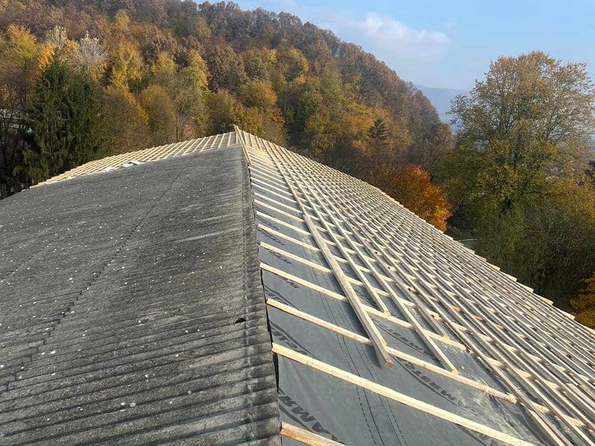 Reparatii acoperis si inlocuiri partiale