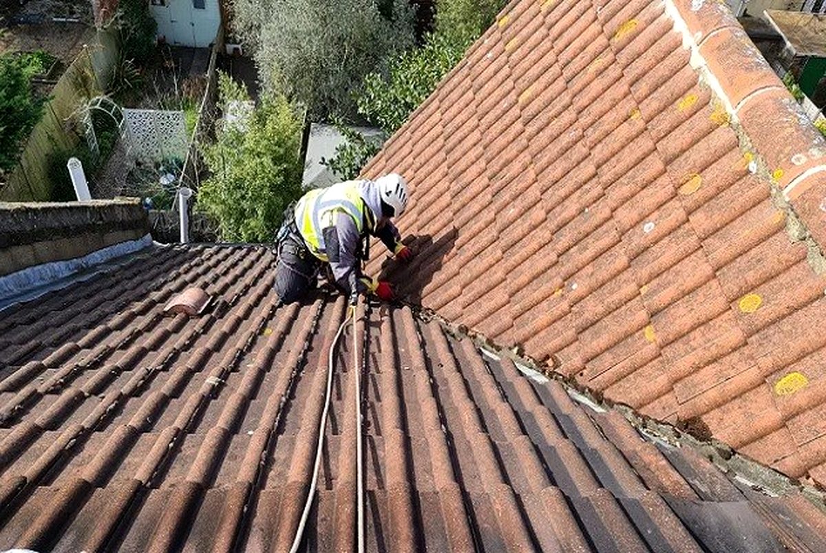 Reparatii acoperis si inlocuiri partiale
