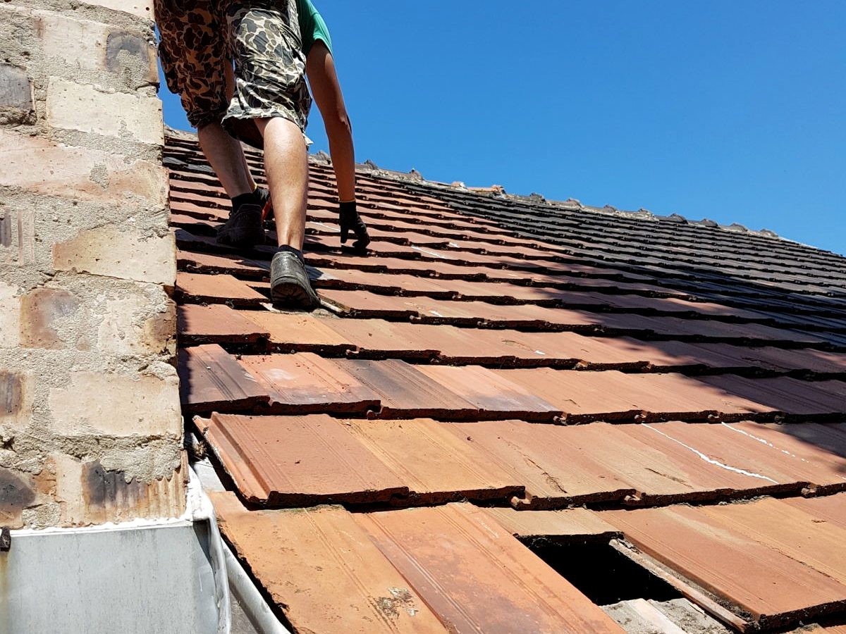 Reparatii acoperis si inlocuiri partiale