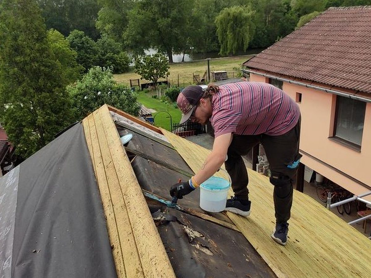 Reparatii acoperis si inlocuiri partiale