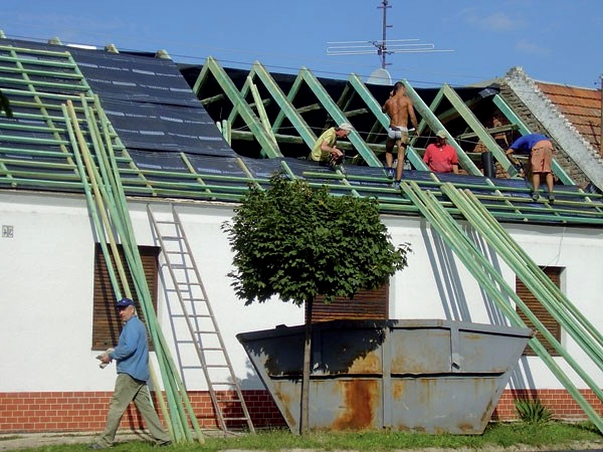 Reparatii acoperis si inlocuiri partiale