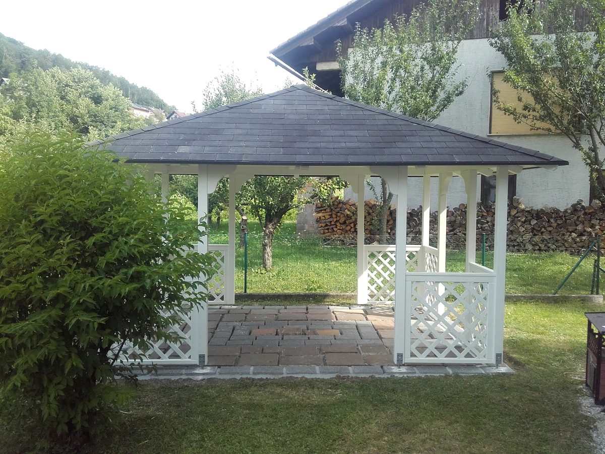 Acoperisuri pentru terase foisoare si pergole