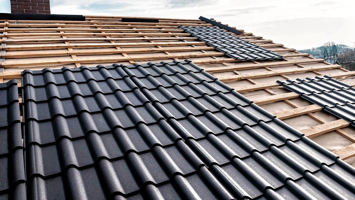 Montaj tigla metalica, tigla ceramica si tabla cutata
