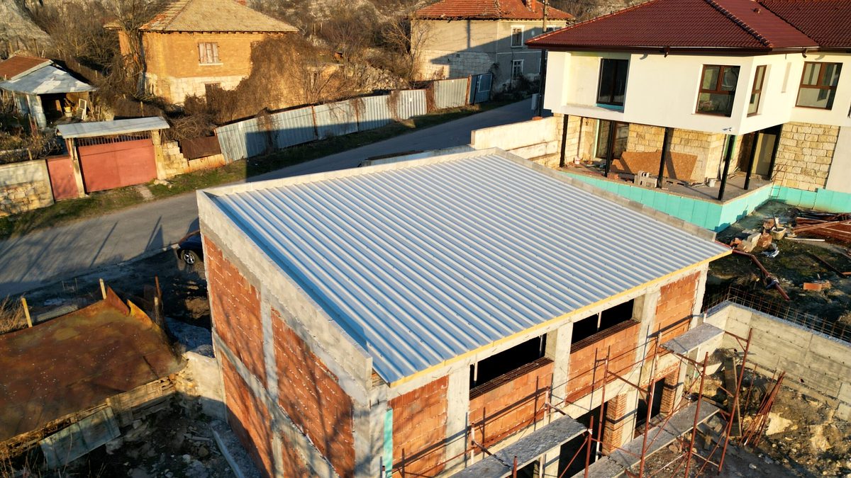 Montaj tigla metalica, tigla ceramica si tabla cutata
