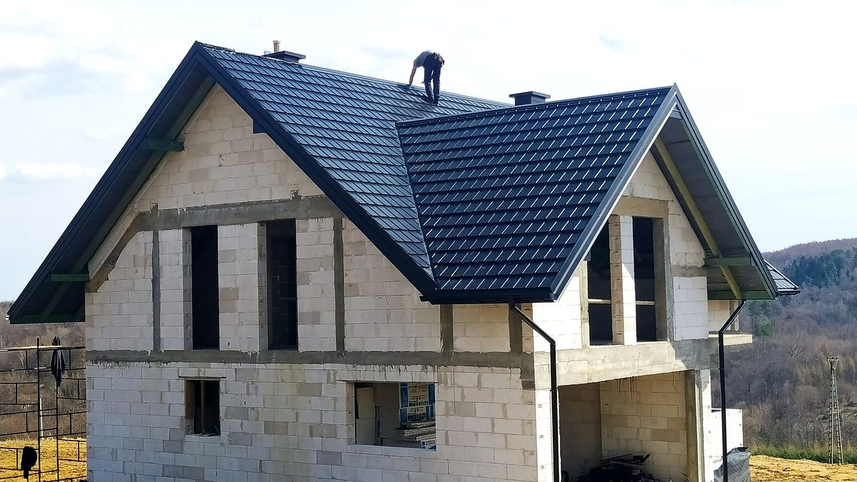Montaj tigla metalica, tigla ceramica si tabla cutata