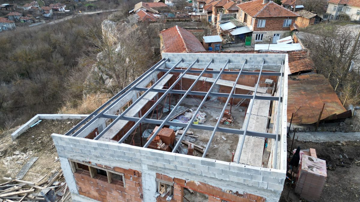 Montaj tigla metalica, tigla ceramica si tabla cutata