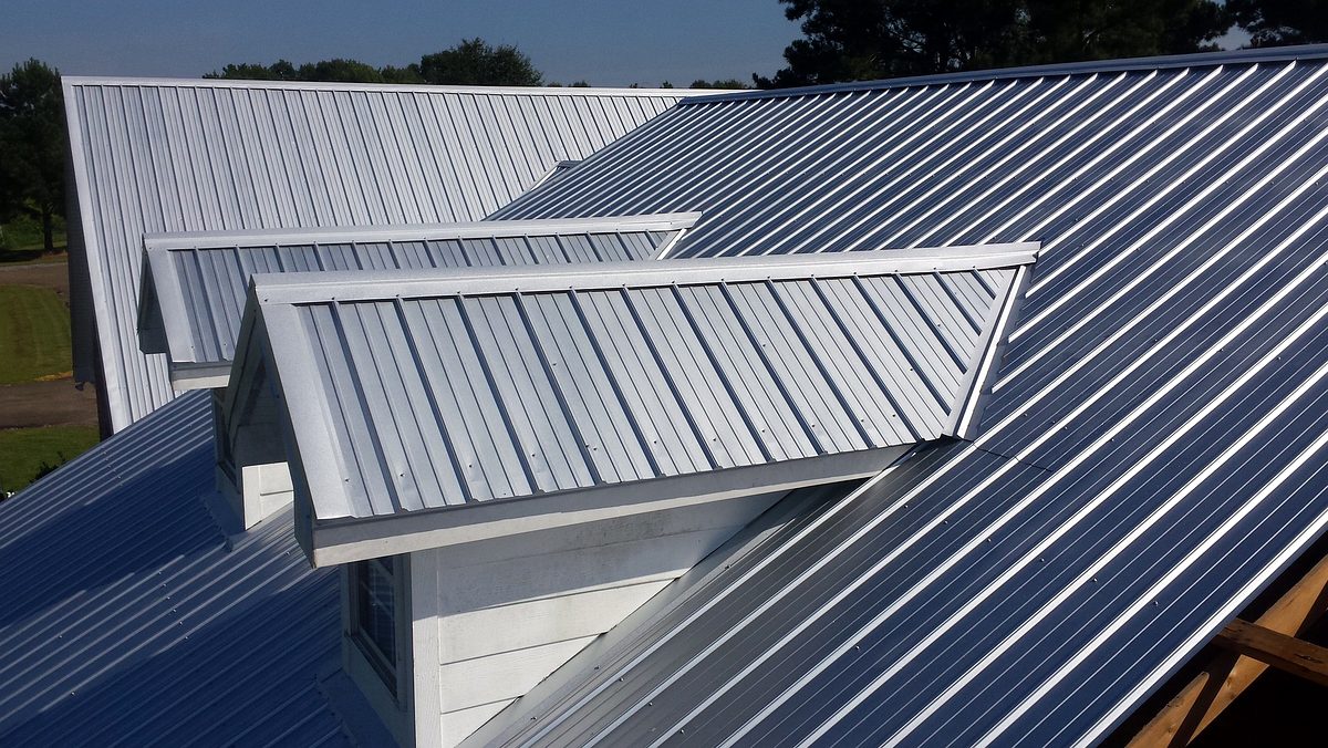 Montaj tigla metalica, tigla ceramica si tabla cutata